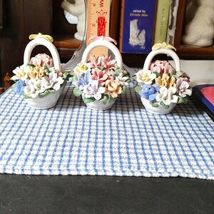 Set of 3 flower baskets